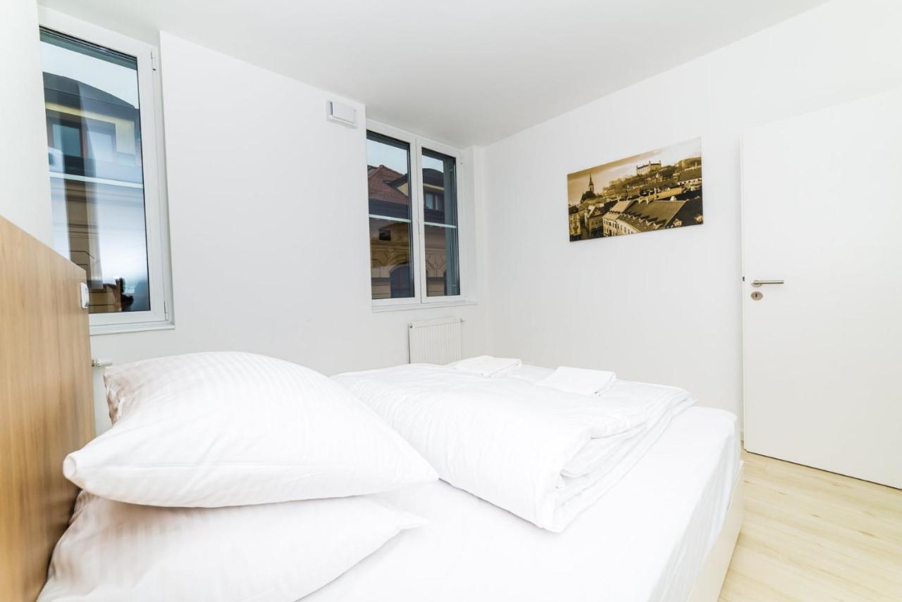 City Castle Apartments Free Parking 布拉迪斯拉发 外观 照片
