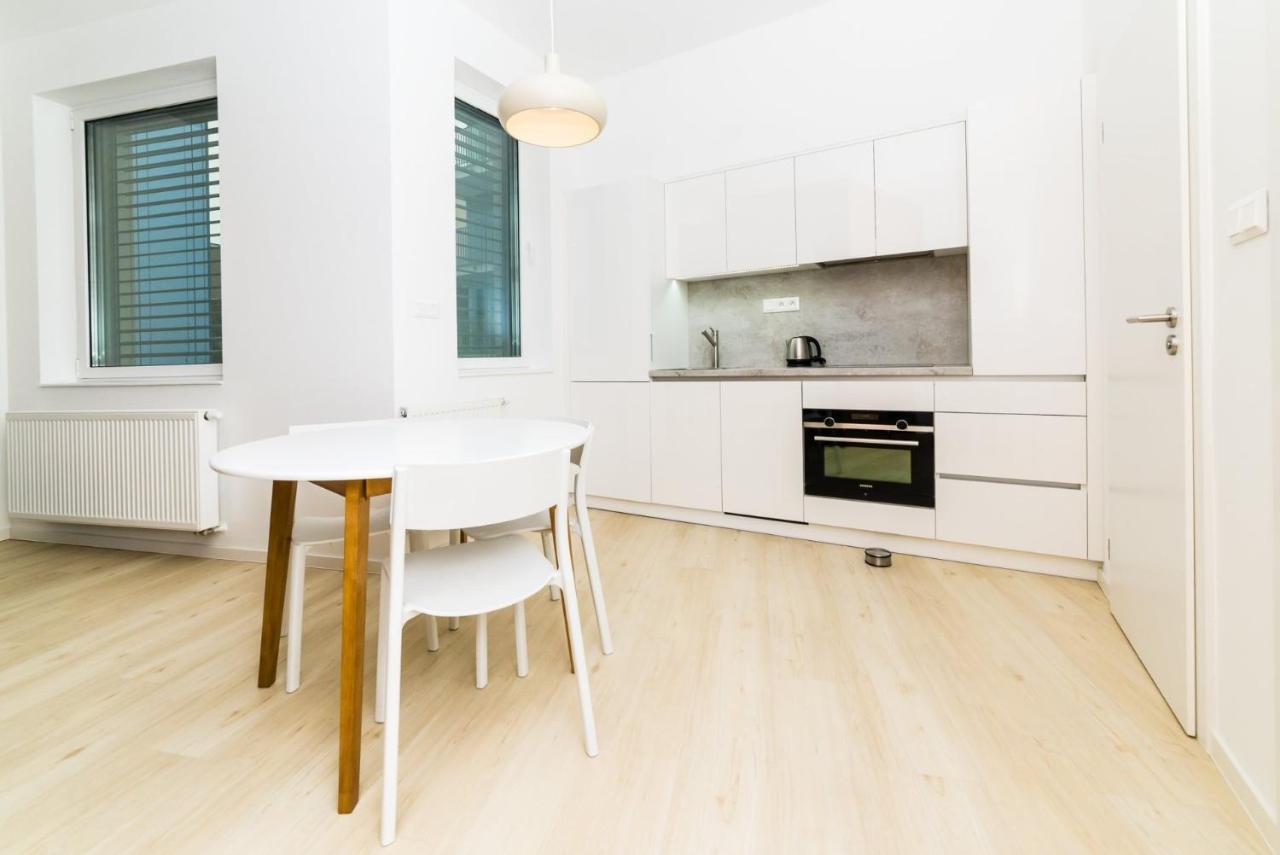 City Castle Apartments Free Parking 布拉迪斯拉发 外观 照片