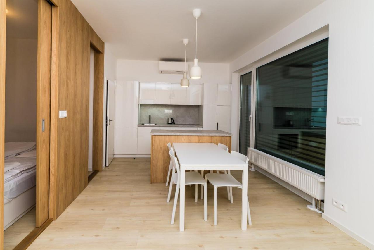 City Castle Apartments Free Parking 布拉迪斯拉发 外观 照片