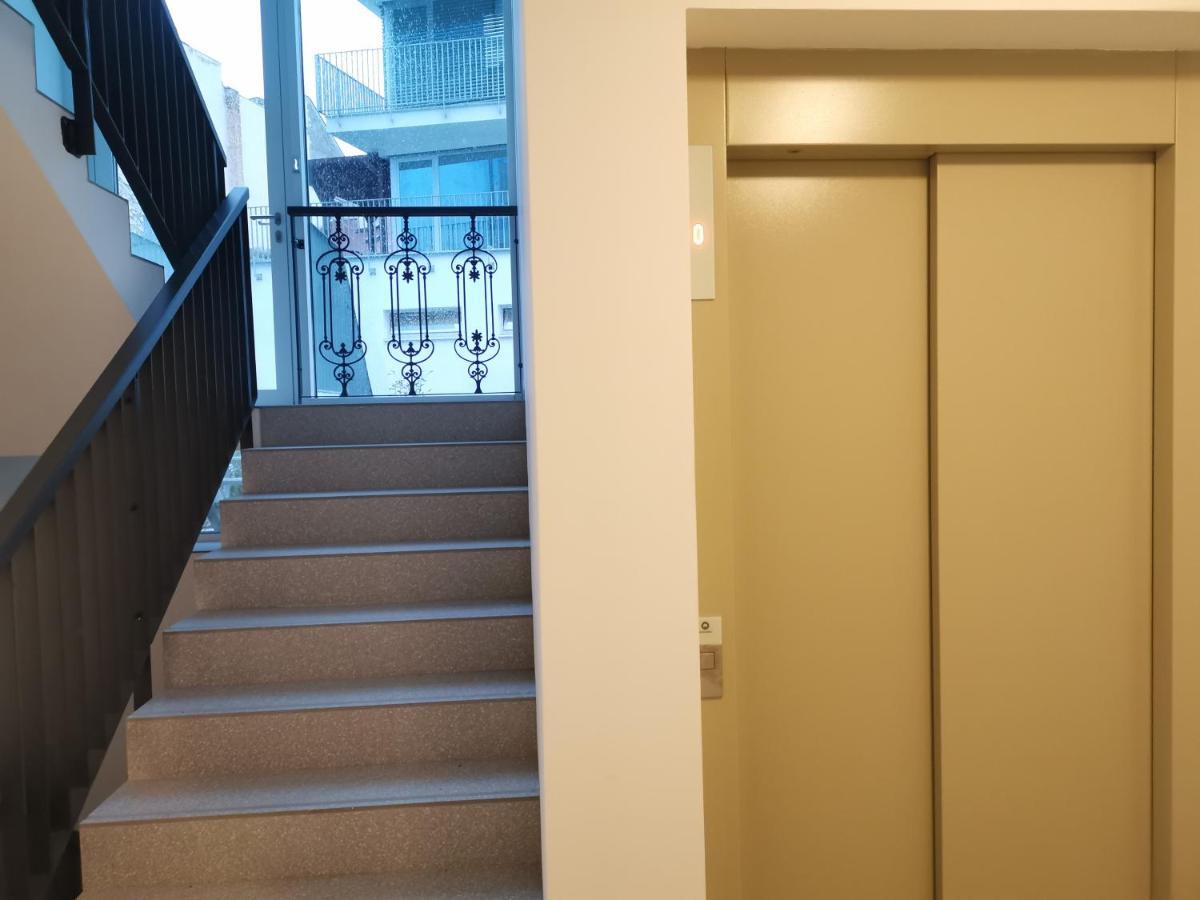 City Castle Apartments Free Parking 布拉迪斯拉发 外观 照片